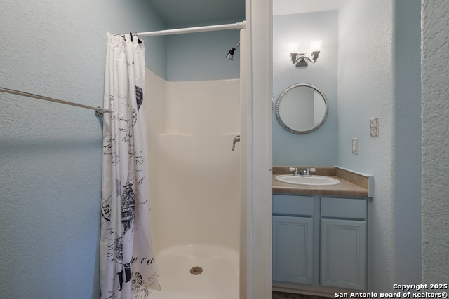 309 Riverside, Pipe Creek, Texas image 15