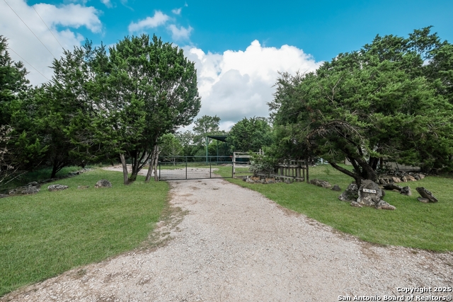 309 Riverside, Pipe Creek, Texas image 17