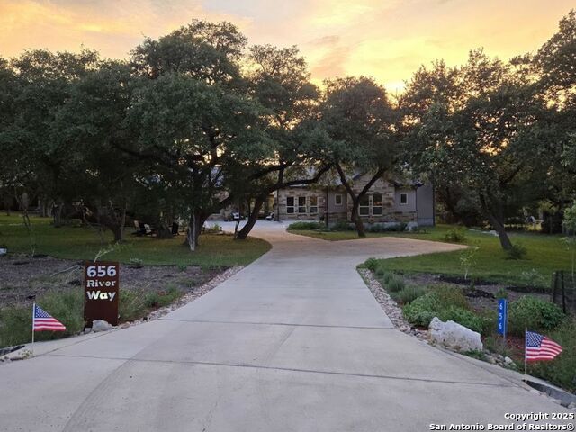 656 River Way, Spring Branch, Texas image 2