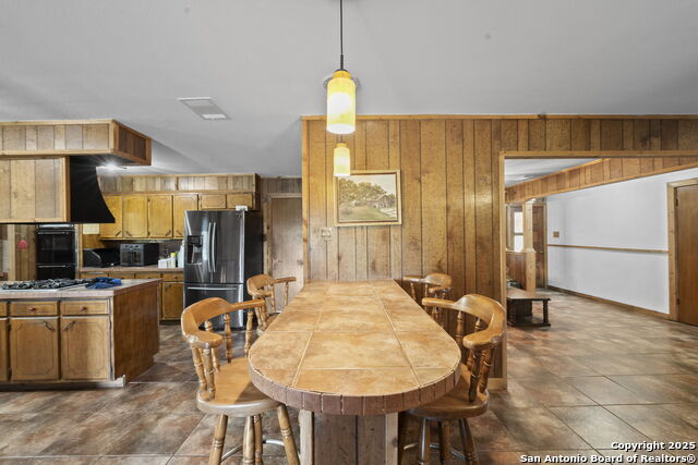 311 Indian Pink, Floresville, Texas image 14