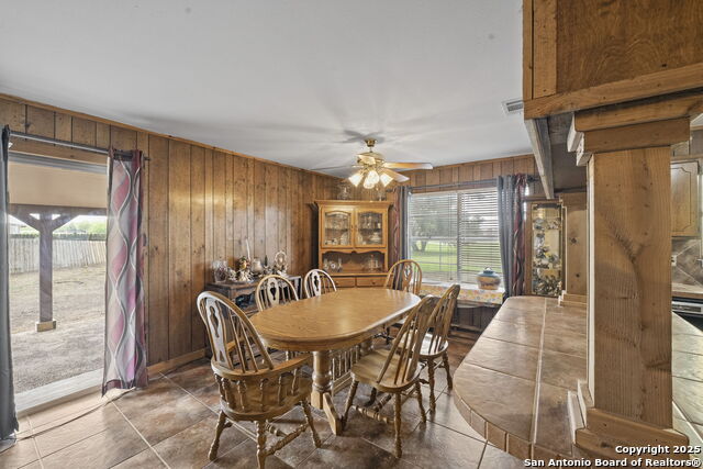 311 Indian Pink, Floresville, Texas image 15