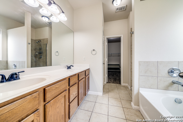 108 Ling Ln, Cibolo, Texas image 13