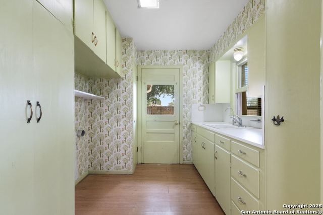 818 Cherry, Uvalde, Texas image 12