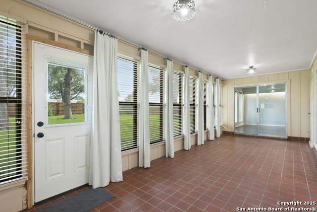 818 Cherry, Uvalde, Texas image 13