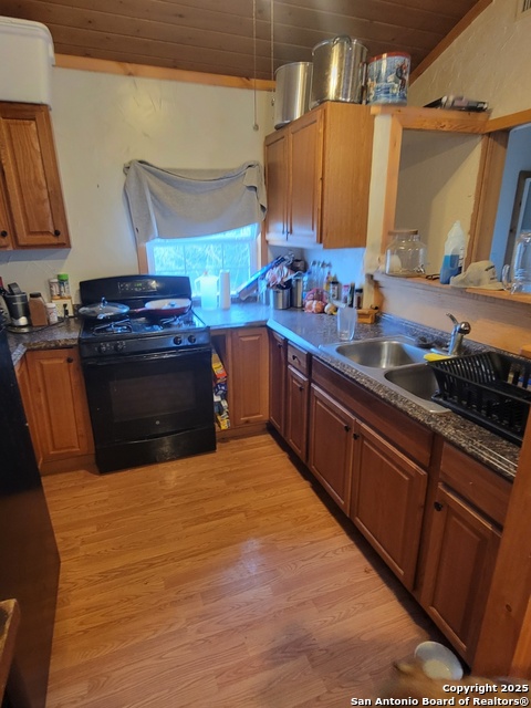 257 Forest Trail, Bandera, Texas image 4
