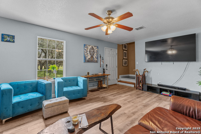 1655 Eichman Rd, Poteet, Texas image 21