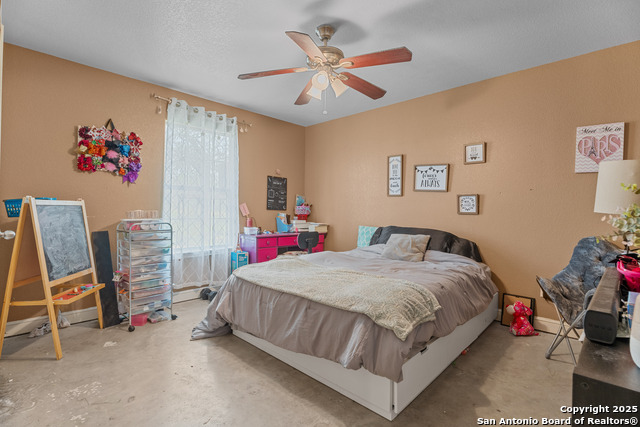 1655 Eichman Rd, Poteet, Texas image 30
