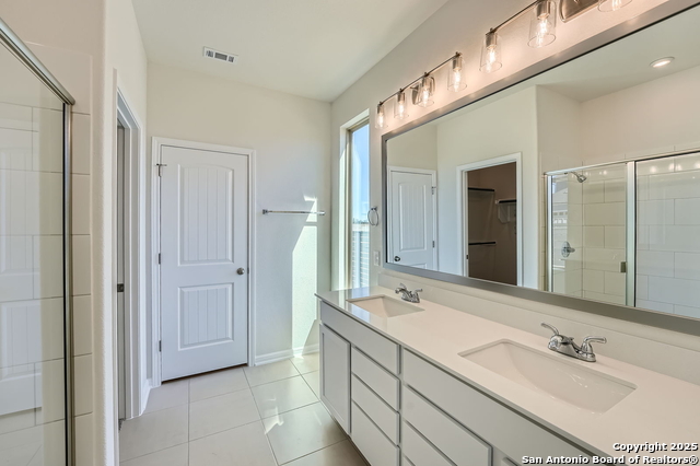 1547 Estelea Grove, New Braunfels, Texas image 4