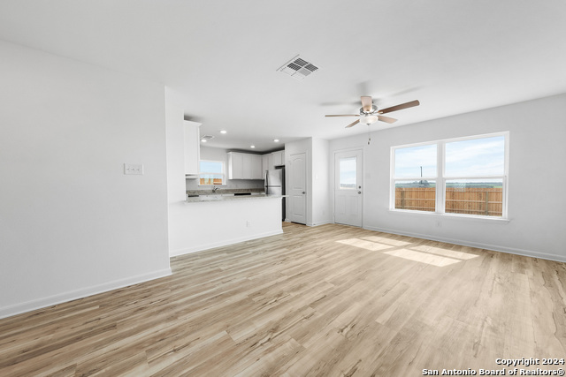 16020 Imes Way, Lytle, Texas image 6