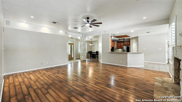1435 Meadow Glen, Adkins, Texas image 12