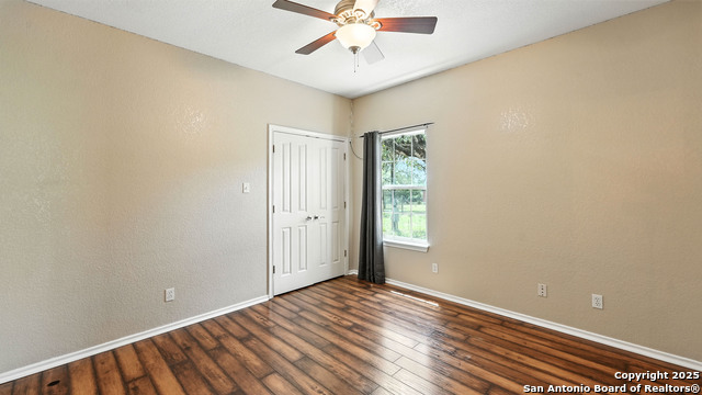 1435 Meadow Glen, Adkins, Texas image 24