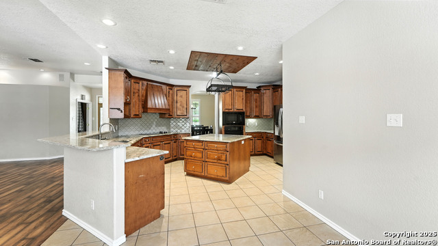 1435 Meadow Glen, Adkins, Texas image 31