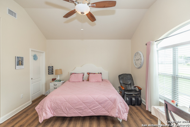 1026 Ave H, Poteet, Texas image 23
