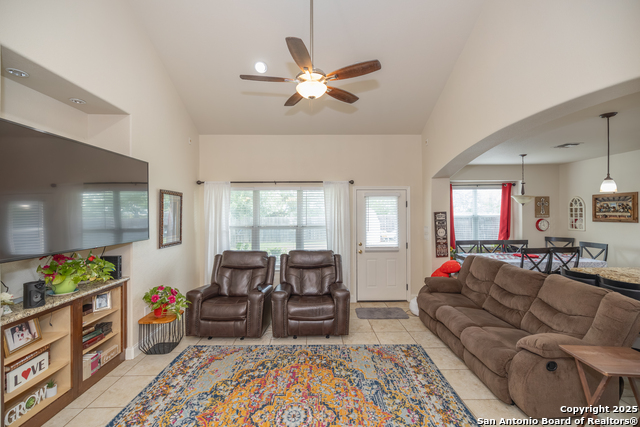 1026 Ave H, Poteet, Texas image 8