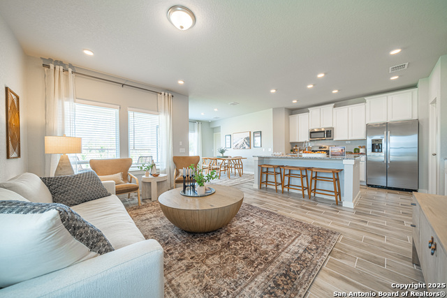 717 Willowbrook, New Braunfels, Texas image 15