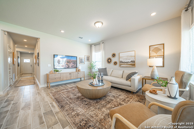 717 Willowbrook, New Braunfels, Texas image 16
