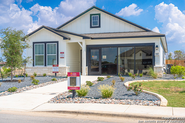 717 Willowbrook, New Braunfels, Texas image 3