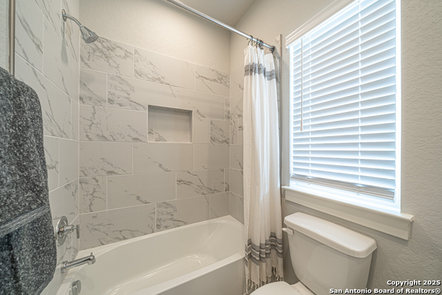 717 Willowbrook, New Braunfels, Texas image 8