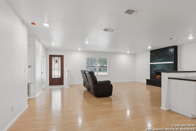 1334 Carnation, New Braunfels, Texas image 2