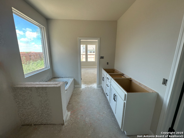 155 Mallorys Way, Castroville, Texas image 16