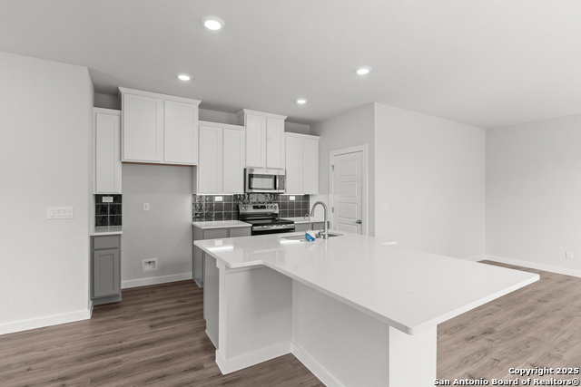 761 Whitman Street, New Braunfels, Texas image 3