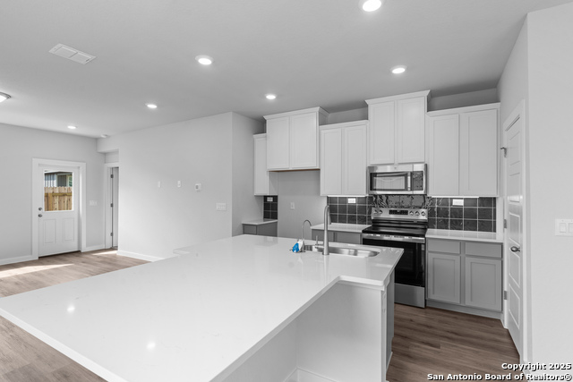 761 Whitman Street, New Braunfels, Texas image 5
