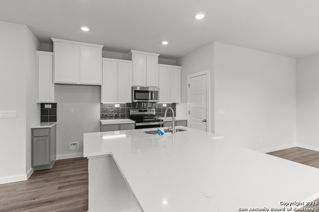 761 Whitman Street, New Braunfels, Texas image 6