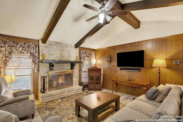105 Wollschlaeger, Boerne, Texas image 12