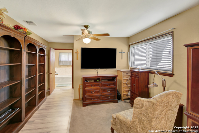 105 Wollschlaeger, Boerne, Texas image 24