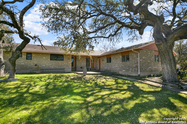 105 Wollschlaeger, Boerne, Texas image 38