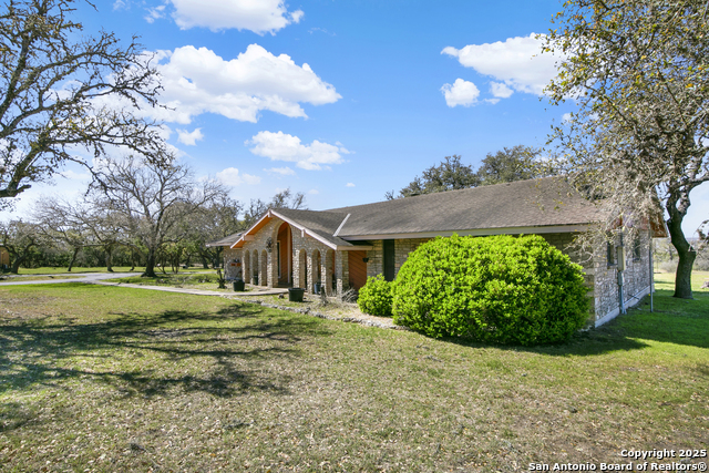 105 Wollschlaeger, Boerne, Texas image 42