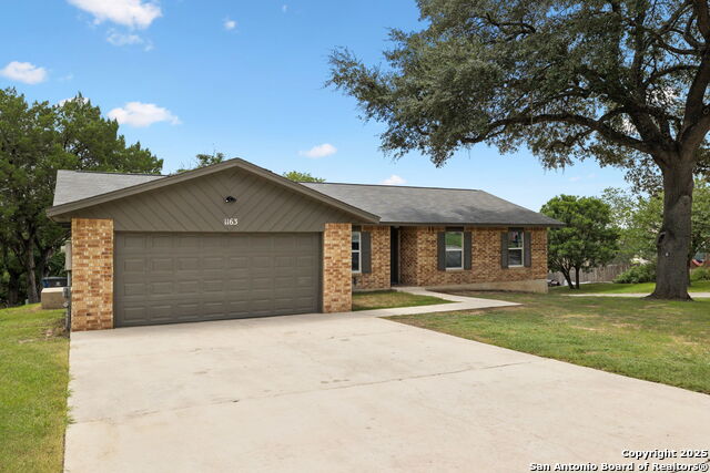 1163 Fox Run, New Braunfels, Texas image 3