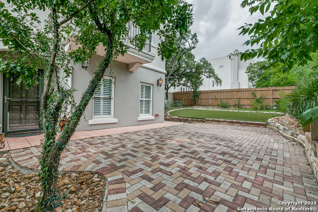 225 E Mulberry Unit 227-1 #227-1, San Antonio, Texas image 23