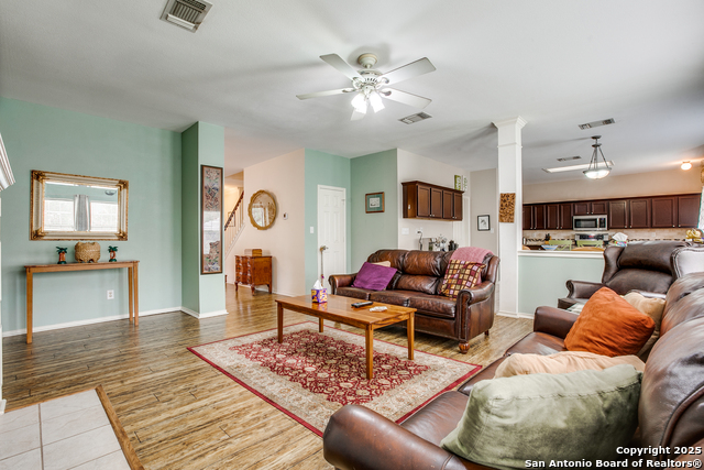 6306 Stable Farm, San Antonio, Texas image 10