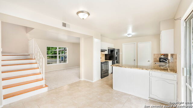 8019 Riata Ave, San Antonio, Texas image 11
