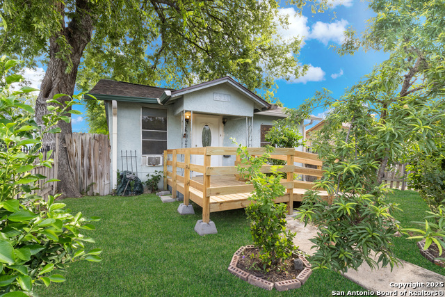 2911 Lombrano, San Antonio, Texas image 2