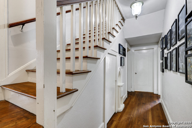 1619 W. Kings Hwy, San Antonio, Texas image 14