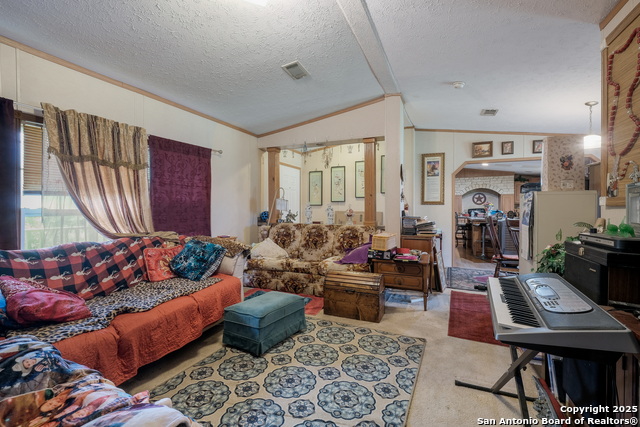 590 Gateway Cir, New Braunfels, Texas image 3