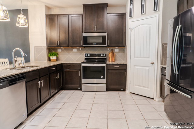 9821 Overlook Canyon, San Antonio, Texas image 7