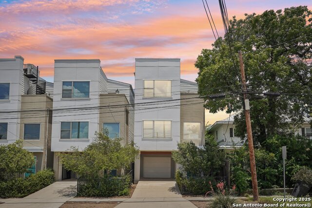 219 Laurel, San Antonio, Texas image 1