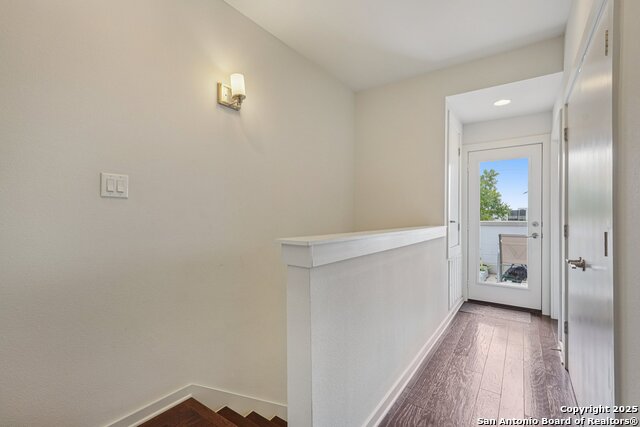 219 Laurel, San Antonio, Texas image 19