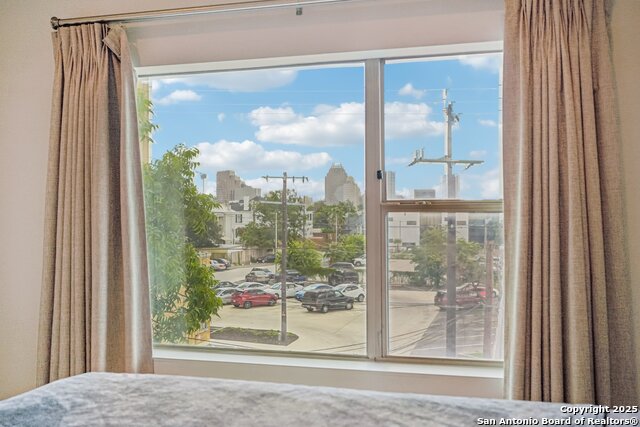 219 Laurel, San Antonio, Texas image 24