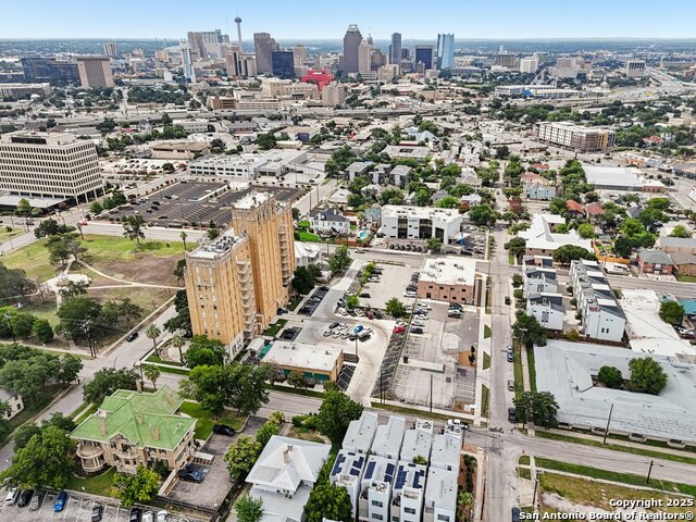 219 Laurel, San Antonio, Texas image 40
