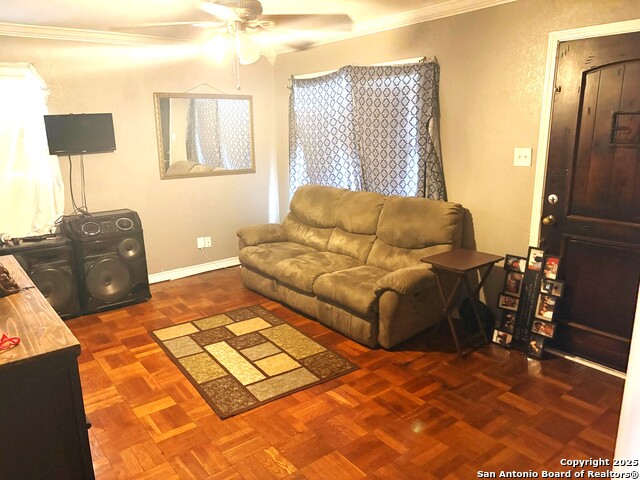 1532 Daytona, Corpus Christi, Texas image 2