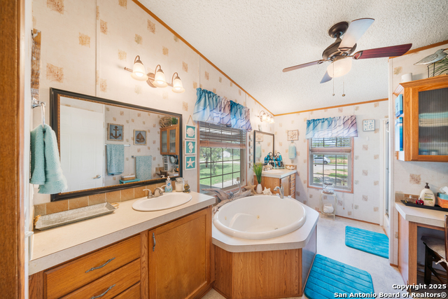 11738 Haven Estates, Adkins, Texas image 23