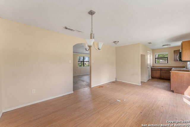 5220 Linda Jo, Adkins, Texas image 10
