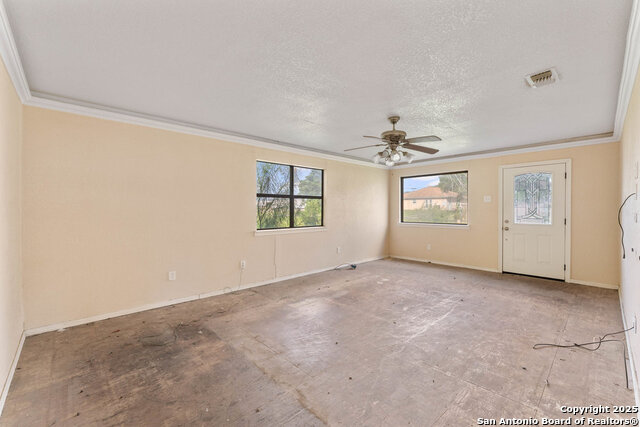 5220 Linda Jo, Adkins, Texas image 11
