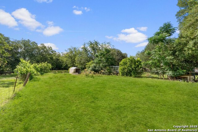 5220 Linda Jo, Adkins, Texas image 6