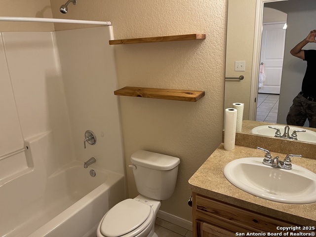 414 Stagecoach, Canyon Lake, Texas image 11