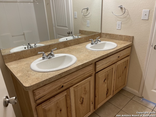 414 Stagecoach, Canyon Lake, Texas image 16